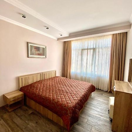 Villa Old Batumi Luaran gambar