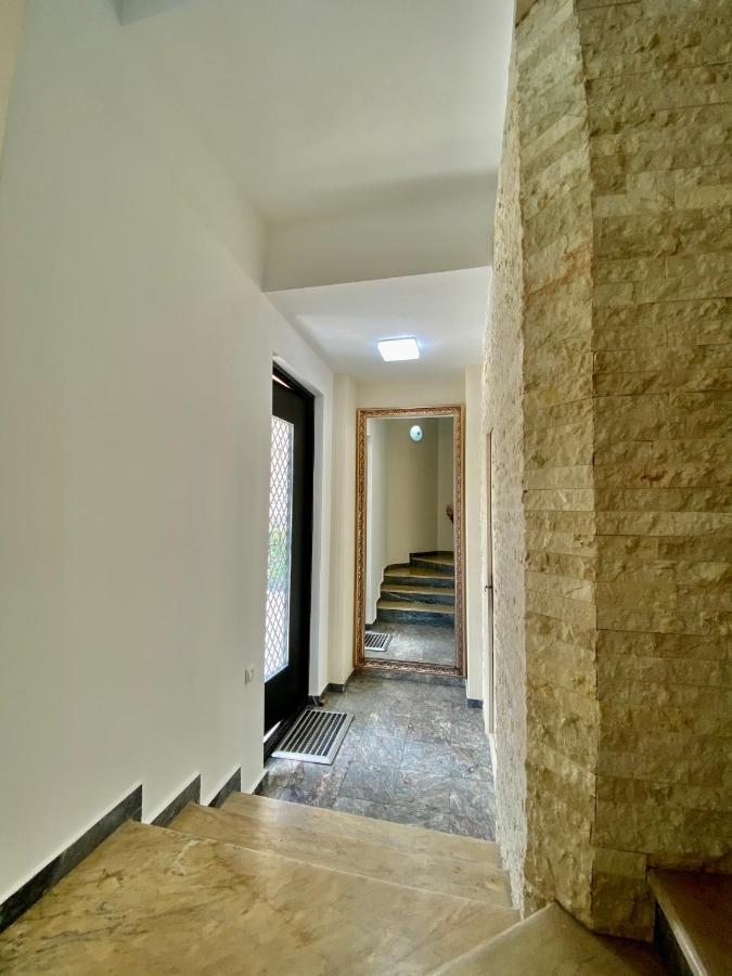 Villa Old Batumi Luaran gambar