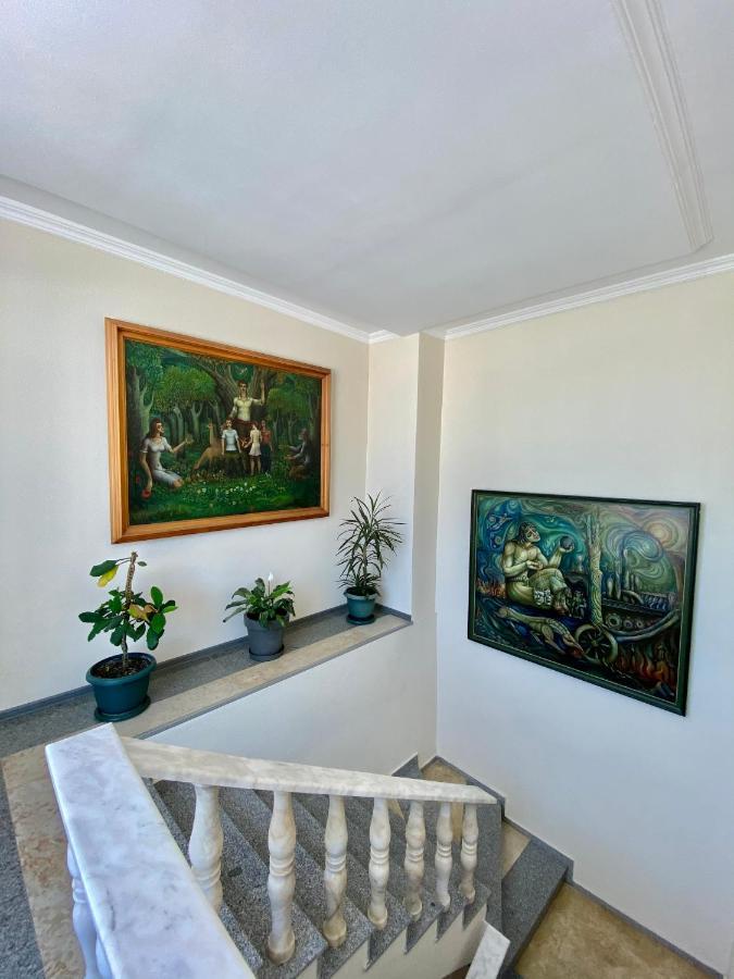 Villa Old Batumi Luaran gambar