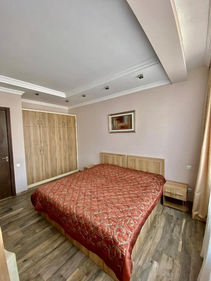 Villa Old Batumi Luaran gambar