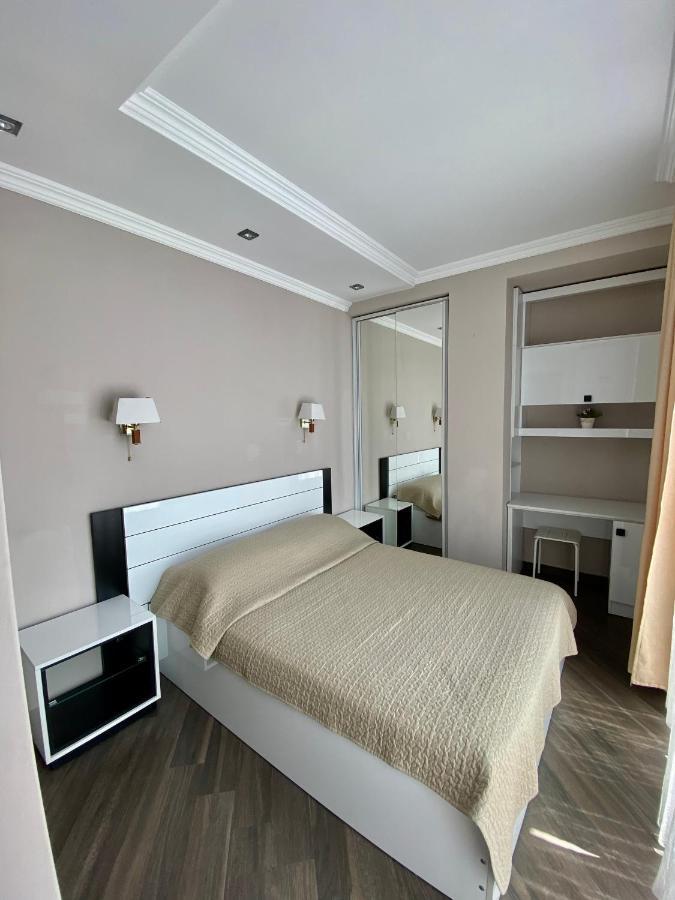 Villa Old Batumi Luaran gambar
